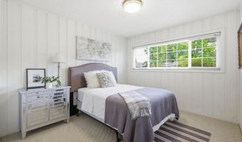 1420 CENTER St, Albany, OR 97322