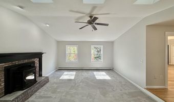 5 Sullivan Dr, Bow, NH 03304