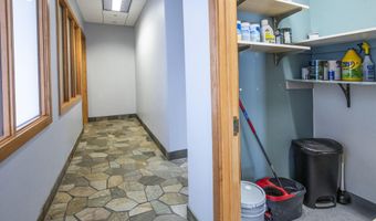 70 Benchmark Rd 101A, Avon, CO 81620