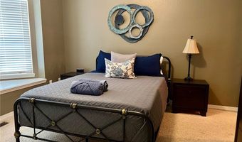 36 Valley View Cir, Bentonville, AR 72712