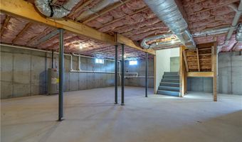 24 Cassidy Trl, Coventry, RI 02816