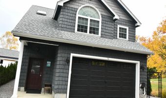 36 Elm St, Alton, NH 03810