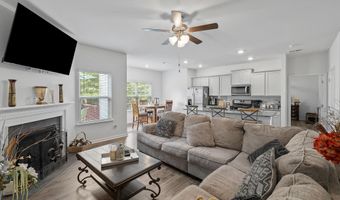 4063 Bentwood Cove Dr, Apison, TN 37302