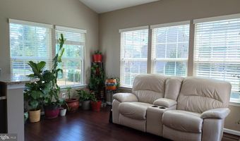 25501 EMERSON OAKS Dr, Aldie, VA 20105