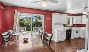 523 Maplewood Dr, Antioch, IL 60002