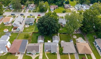 1103 DOUGLAS St, Alton, IL 62002