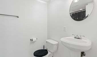 15871 Freedom Ln, Apple Valley, MN 55124