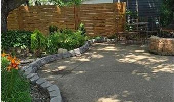 309 5th St SW, Austin, MN 55912