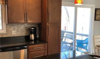 70 Mohawk St, Cumberland, RI 02864