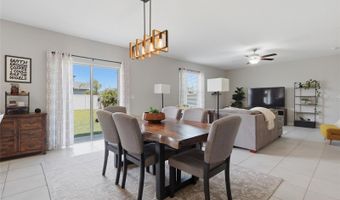 5052 WHITE CHICORY Dr, Apollo Beach, FL 33572