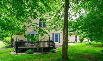 205 IRONWOOD Cir, Aurora, OH 44202