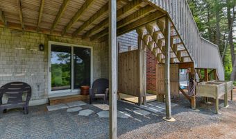 4 Canterbury Ln, Bourne, MA 02532