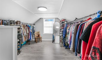 23 Laurel Loop, Asheville, NC 28806