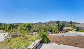 10236 Lake Meadow Ln, Escondido, CA 92026