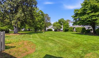 187 Spyglass Dr, Advance, NC 27006
