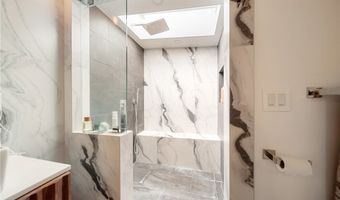 2522 Zorada Dr, Los Angeles, CA 90046