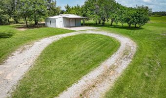 7554 S Farris Rd, Atoka, OK 74525