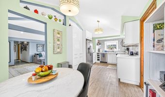 13 Mulcahy Ln, Billerica, MA 01821