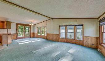 2882 School Rd, Alger, MI 48610