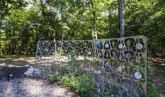 29 Gusta Ln, Hot Springs Village, AR 71909