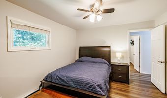 108 Mills Dr, Albrightsville, PA 18210
