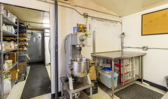 708 N MONROE St, Abingdon, IL 61410