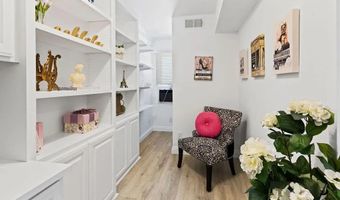 720 Sky Mountain Ln, Alpine, CA 91901