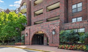 2100 LANGSTON Blvd G08, Arlington, VA 22207