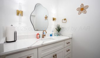 9800 Barton Springs Dr, Amarillo, TX 79119