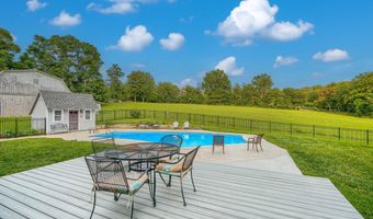 5947 APPLETOWN Rd, Boonsboro, MD 21713