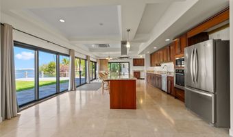 44-443 Kaneohe Bay Dr, Kaneohe, HI 96744