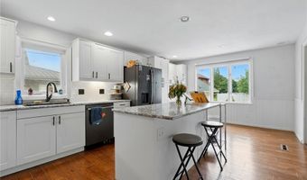 205 S Ford St, Anamosa, IA 52205