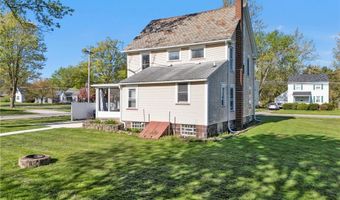 483 N Main St, Amherst, OH 44001