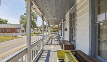 910 West St, Beaufort, SC 29902