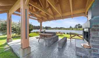 1705 PANSY Ct, Rockaway Beach, OR 97136