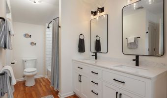 200 2nd Ave 14, Belmar, NJ 07719