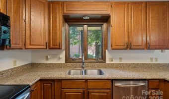 204 Woodfield Dr, Asheville, NC 28803