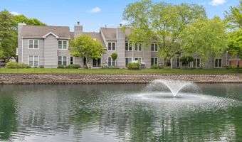 1937 N Coldspring Rd, Arlington Heights, IL 60004