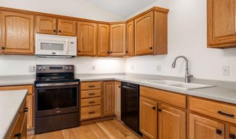 1706 22nd Ave SW, Austin, MN 55912