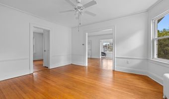 135 Dover Rd, West Hartford, CT 06119