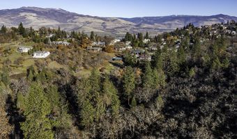 551 Grandview Dr, Ashland, OR 97520