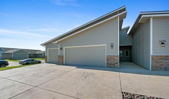 5281 N Toben Ct, Bel Aire, KS 67226