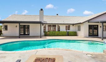 15305 Lookout Rd, Apple Valley, CA 92307
