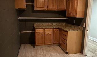 389 SHELL TOOMER Pkwy, Auburn, AL 36830