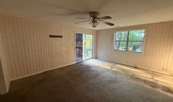 402 E College St, Altus, AR 72821