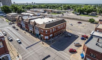 316 318 Broadway St, Abilene, KS 67410