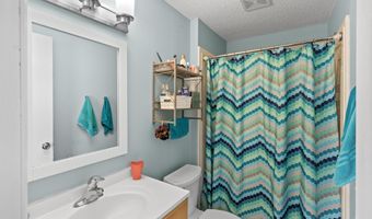 5545 126th St W, Apple Valley, MN 55124