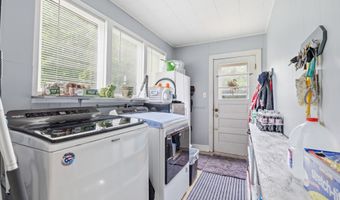 1101 E 10th St, Anderson, IN 46012