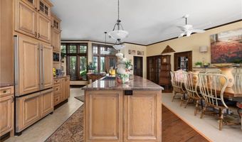 17 Pojac Point Rd, North Kingstown, RI 02852