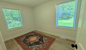 40 Back Belmont Rd, Belfast, ME 04915